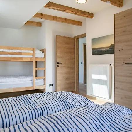 Detox Almhaus شاليه Pusterwald